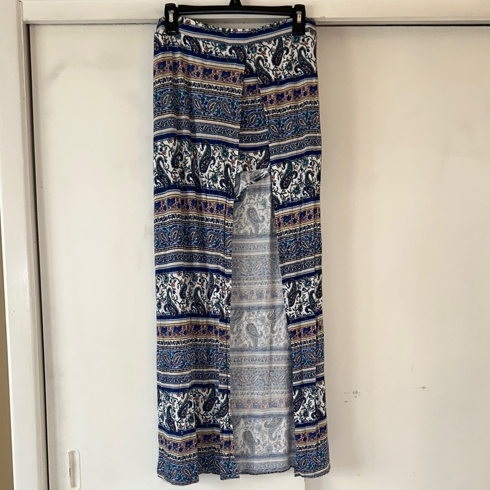Elegant Blue and Gold Patterned Skirt